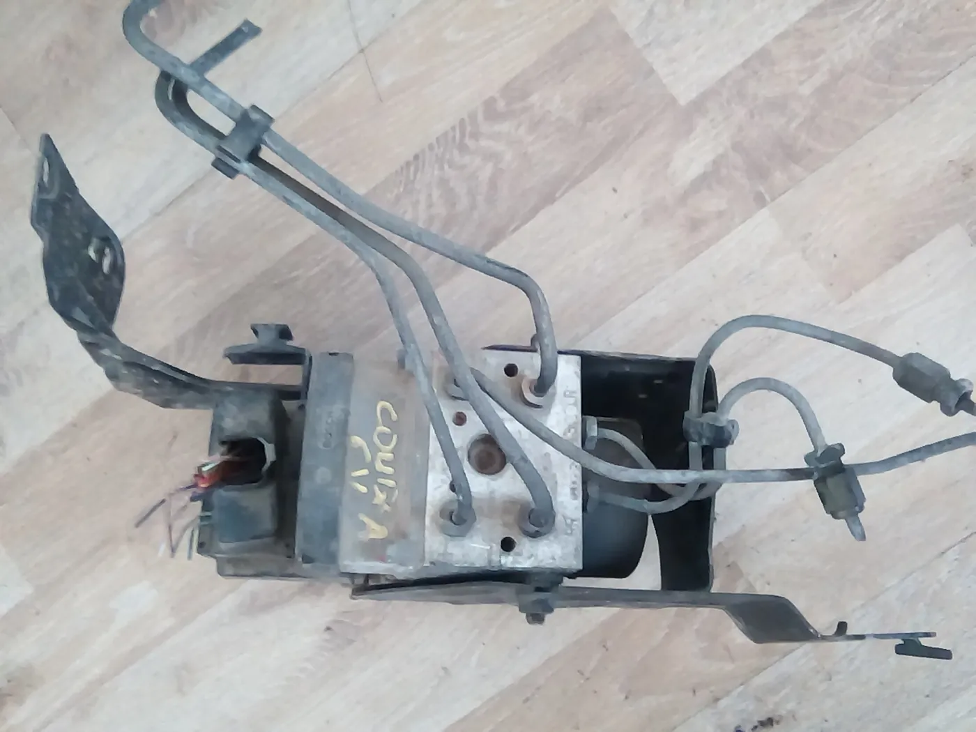 ABS Ford COUGAR 2.5 - vista 2
