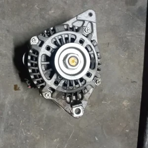Alternador Mitsubishi CARISMA 1.6I ref. MD325700