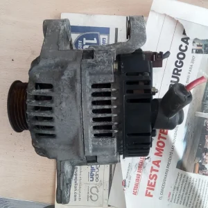 Alternador Renault TWINGO 1.2I ref. 7700*913