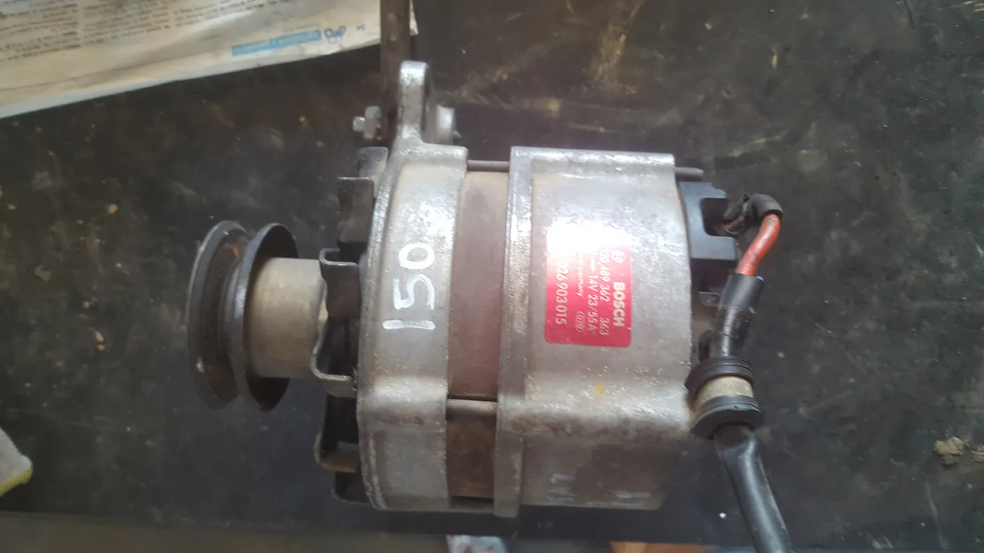 Alternador Volkswagen PASSAT 1.8I ref. BOSCH 0 120 489 362 / 026903015 - vista 2