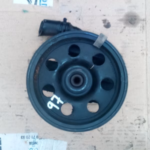 Bomba de dirección Ford FOCUS 1.8TDCI ref. 3B B0503/ HBD-JC
