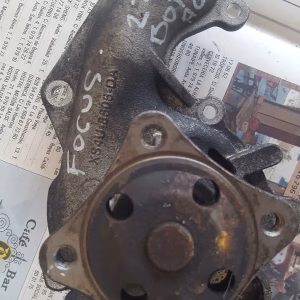 Bomba de dirección Ford FOCUS ref. XS4U-8505-DA