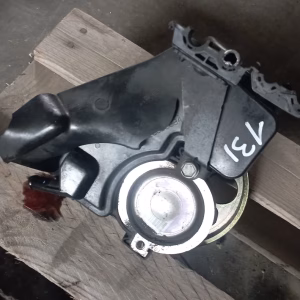 Bomba de dirección Peugeot 206 1.4I ref. 9636868880