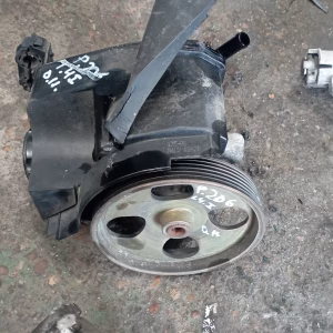 Bomba de dirección Peugeot 206 1.4I ref. 9662127480