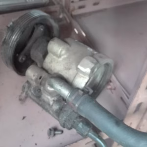 Bomba de dirección Renault DTI ref. 26058572/7700417308/7700415198
