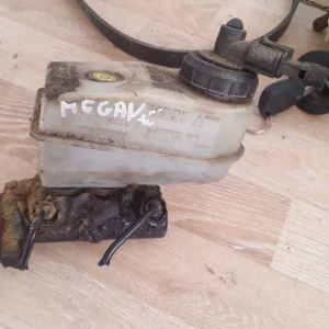 Bomba de frenado Renault MEGANE 1.9 ref. 7700828034