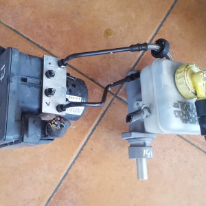 Bomba de frenado Volkswagen GOLF IV ref. 21027099