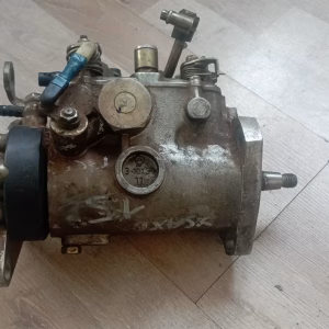 Bomba de inyección Citroen XSARA 1.9D ref. LUCAS R8443B930A