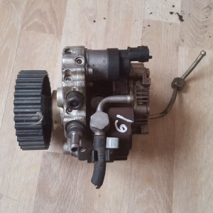 Bomba de inyección Opel ASTRA H ref. 0 445 010 086