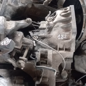Caja de cambios Ford FOCUS TDCI ref. X64R-7F096