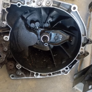 Caja de cambios Peugeot 307 1.6HDI ref. 20DM69