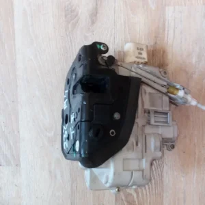 Cerradura Audi A4 FAMILIAR trasera izquierda