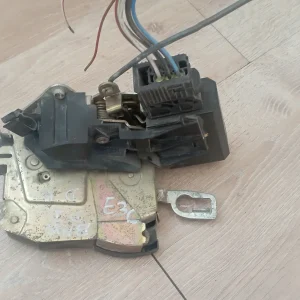 Cerradura Bmw E36 delantera izquierda