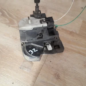 Cerradura Renault CLIO izquierda