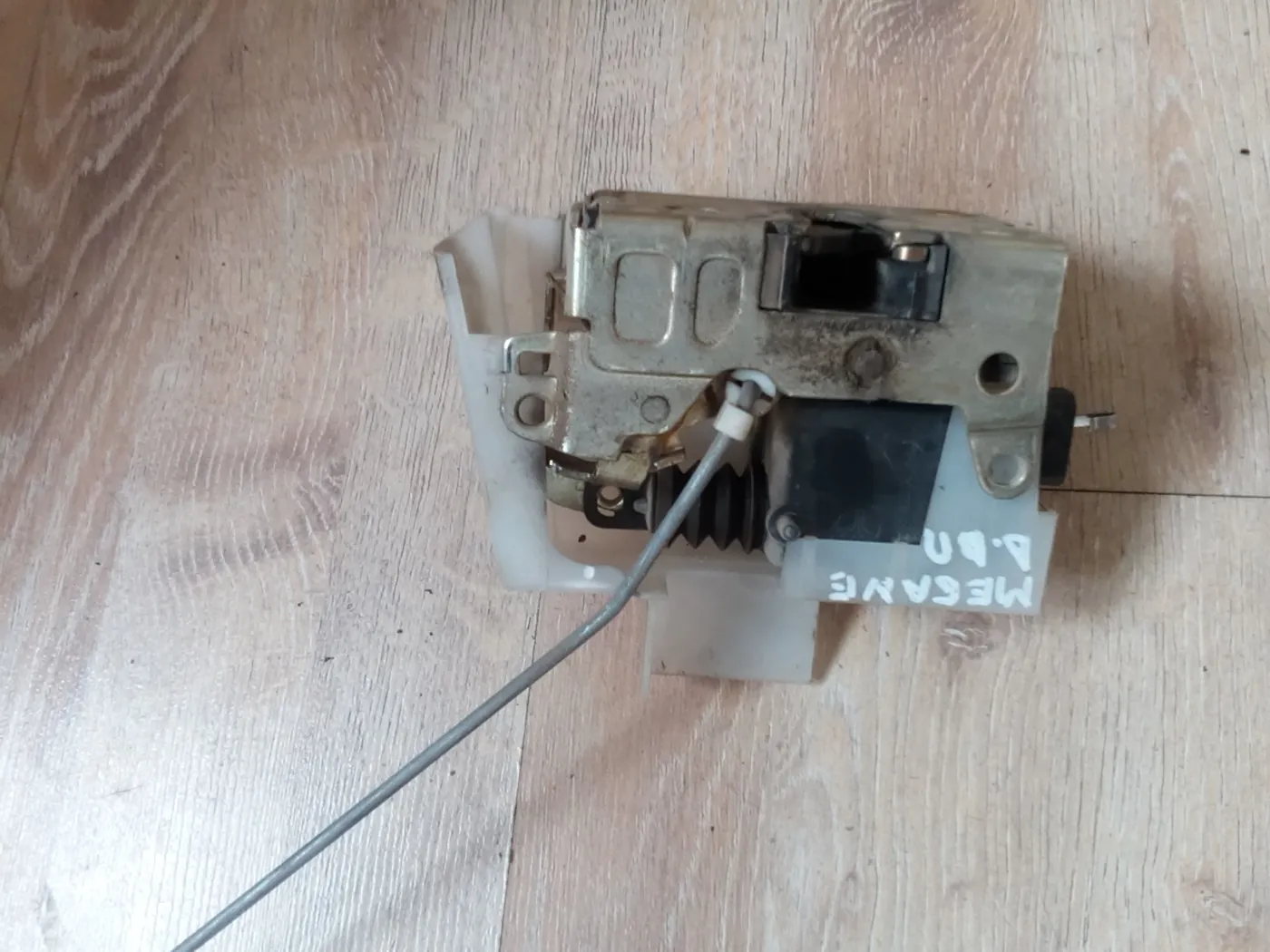 Cerradura Renault MEGANE CLASSIC CLASSIC delantera derecha