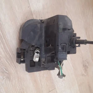 Cerradura Renault MEGANE I. F2 delantera derecha