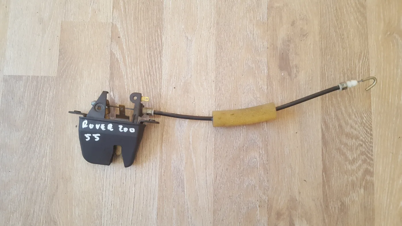 Cerradura Rover 200 delantera capo