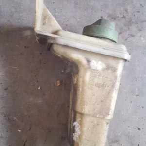 Depósito de expansión Audi A6 2.5TDI ref. 800 422 373 C