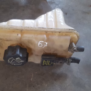 Depósito de expansión Citroen C5 2.0HDI ref. 63 299 015 B