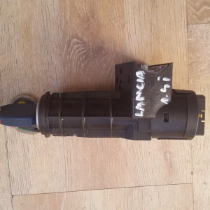 Llavín / conmutador Lancia Y 1.4I