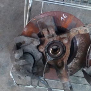 Mangueta Opel ZAFIRA 1.9CDTI delantera izquierda