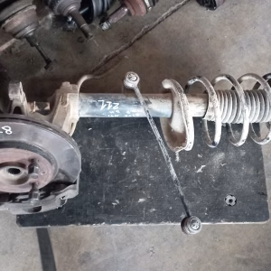 Mangueta Peugeot 206 1.9D delantera izquierda