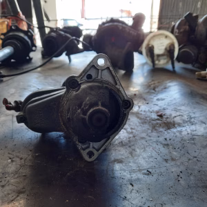 Motor de arranque Opel ASTRA 1.6I ref. VALEO 28 E3 4651 /D6RA 32