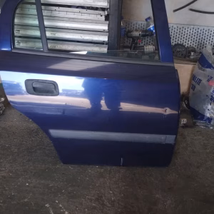 Puerta Opel ASTRA G 1.6 trasera derecha